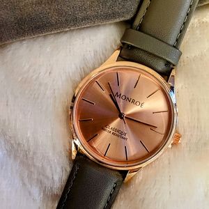 Stunning Monroé Rose Gold Watch with Leather Charcoal Strap